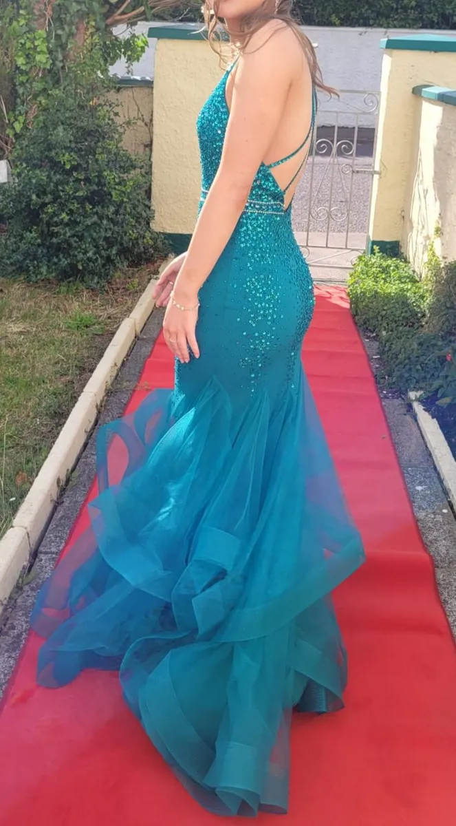 Debs dress - Image 2