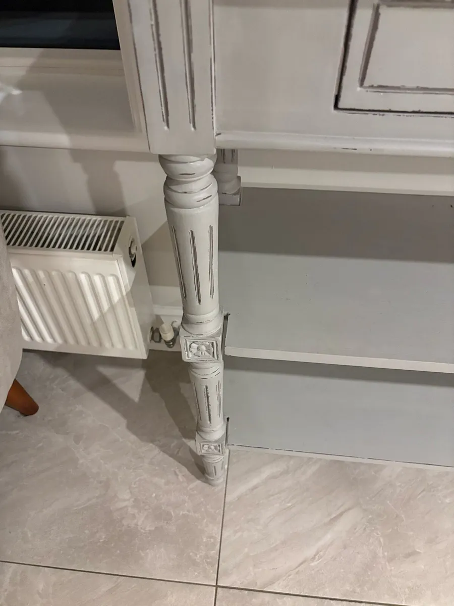 Console table - Image 2
