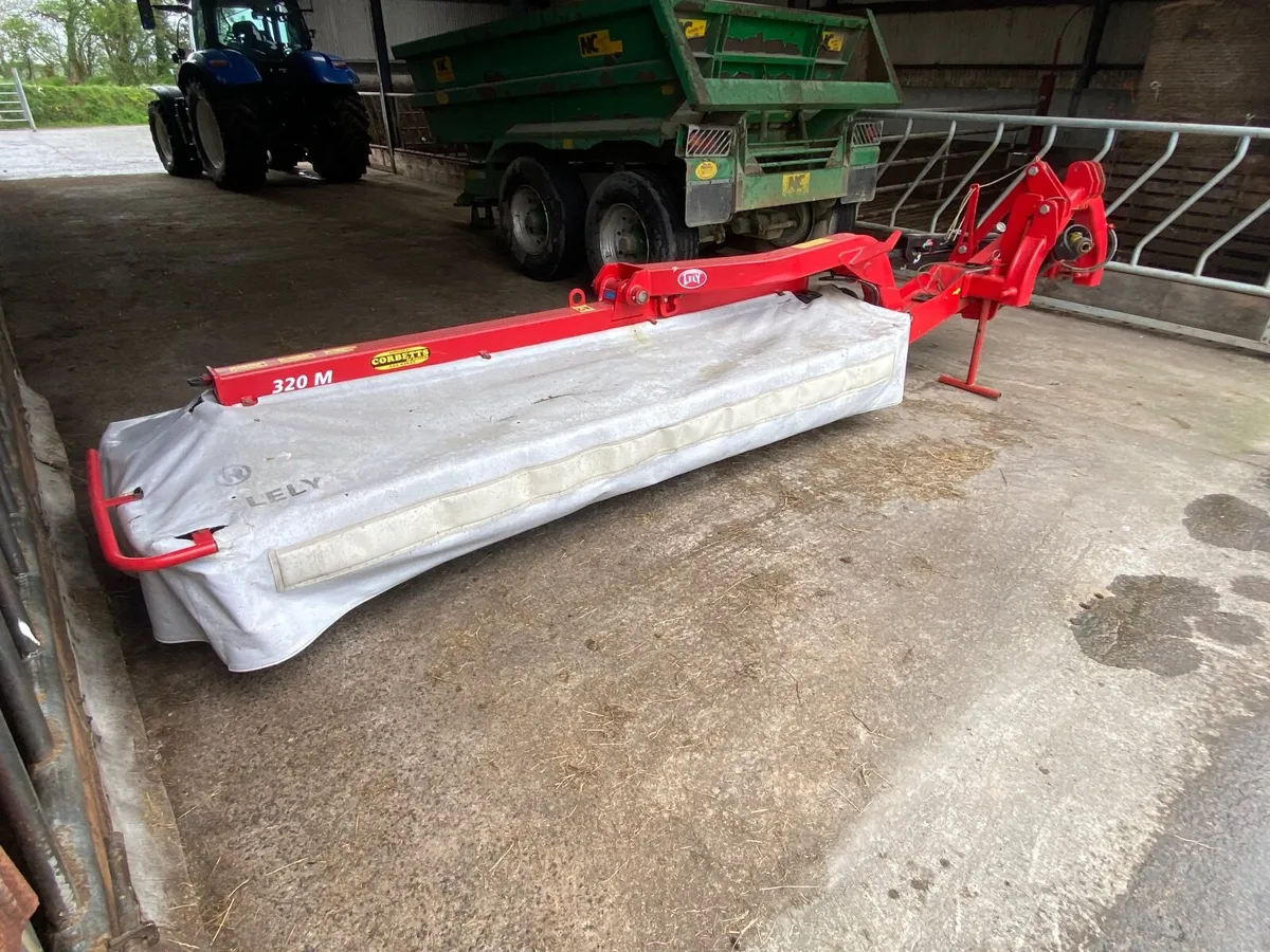 Lely 320m mower - Image 3