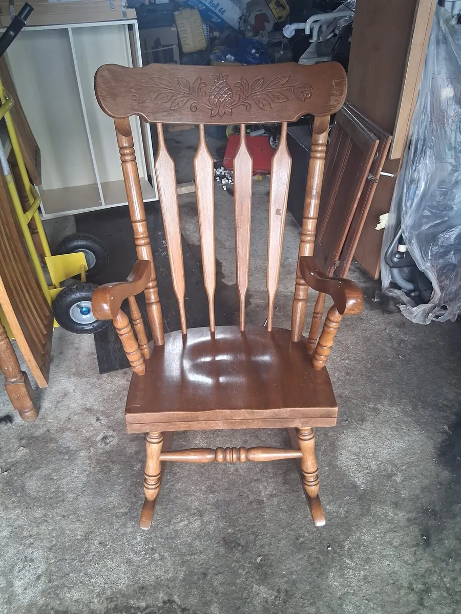 Rocking chair - Image 1
