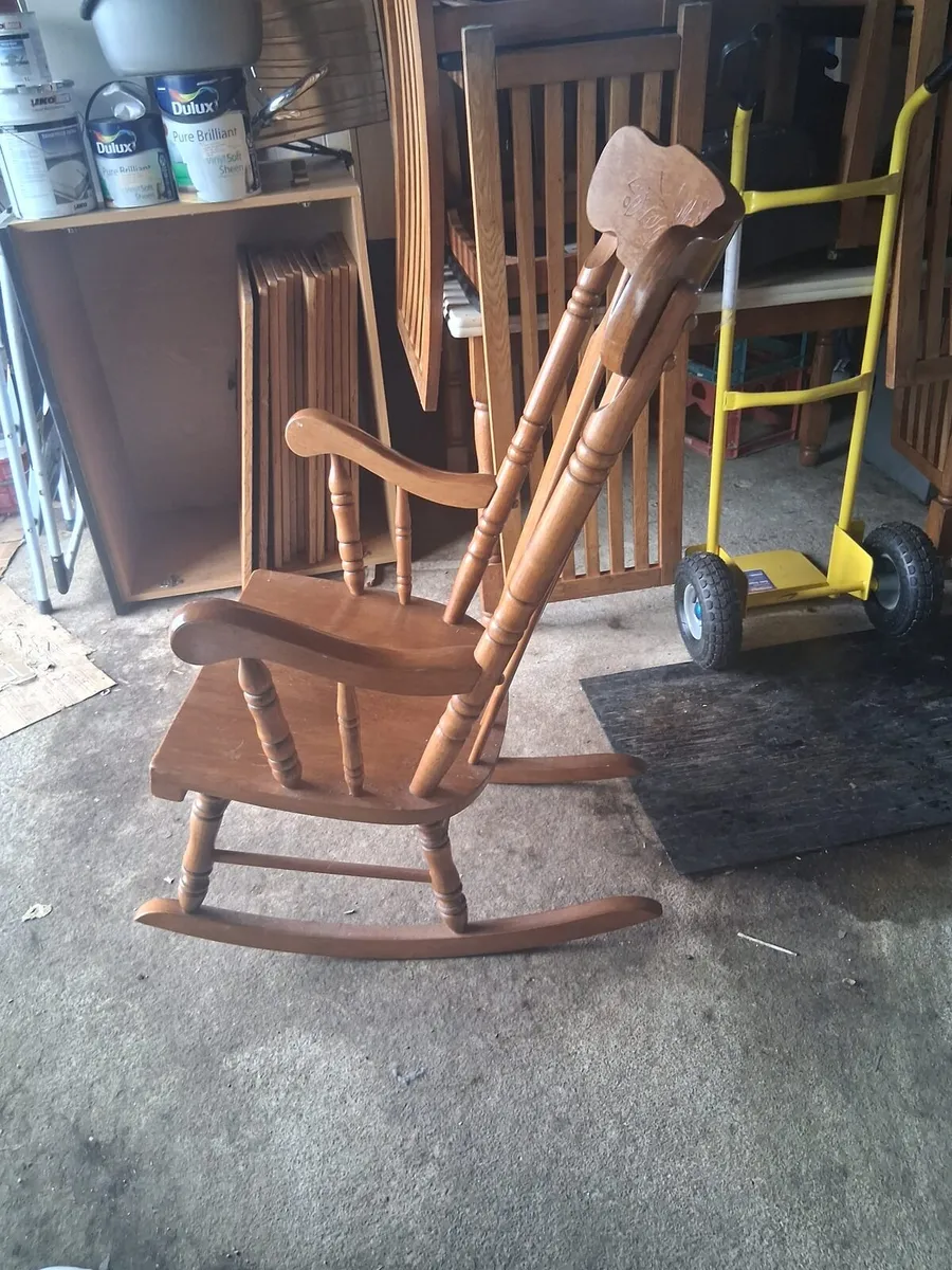 Rocking chair - Image 2