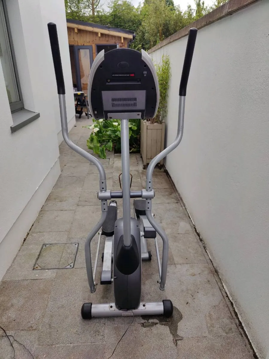 Elliptical Cross Trainer - Image 2
