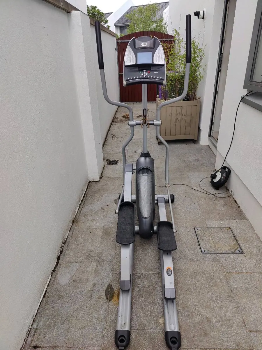 Elliptical Cross Trainer - Image 3