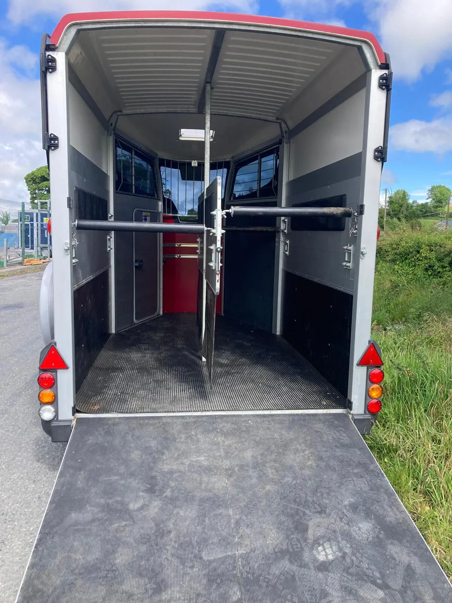 2022 Reg’d Ifor Williams HBX511 Horsebox NO VAT - Image 3