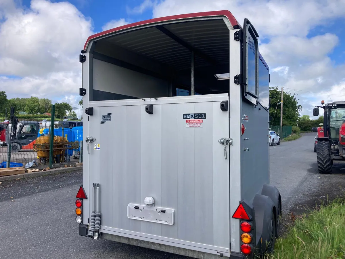 2022 Reg’d Ifor Williams HBX511 Horsebox NO VAT - Image 2