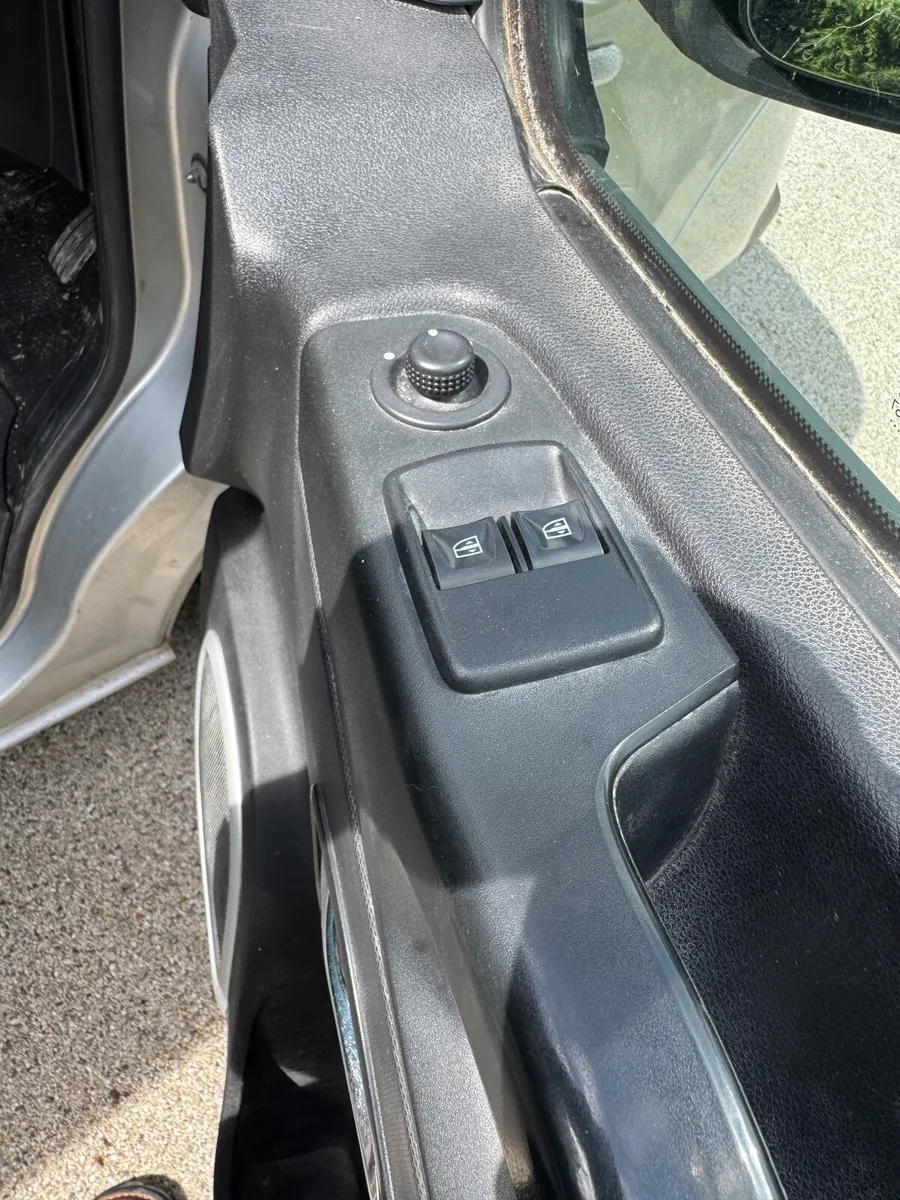Vauxhall Vivaro 2018 - Image 3