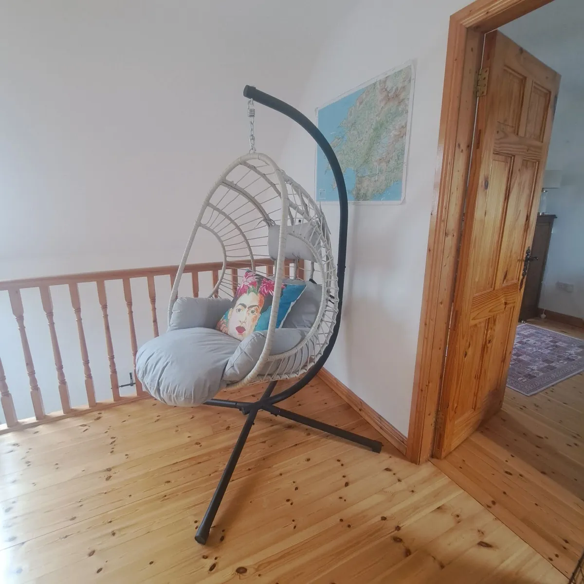 Egg chair - Image 2