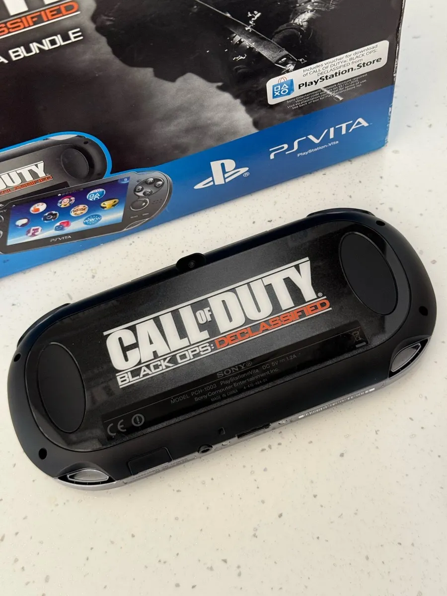 PS Vita Limited Edition Call of Duty Declassified - Image 2