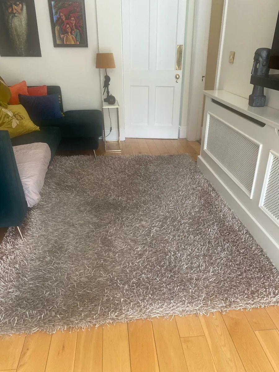 Deep pile rug - Image 1