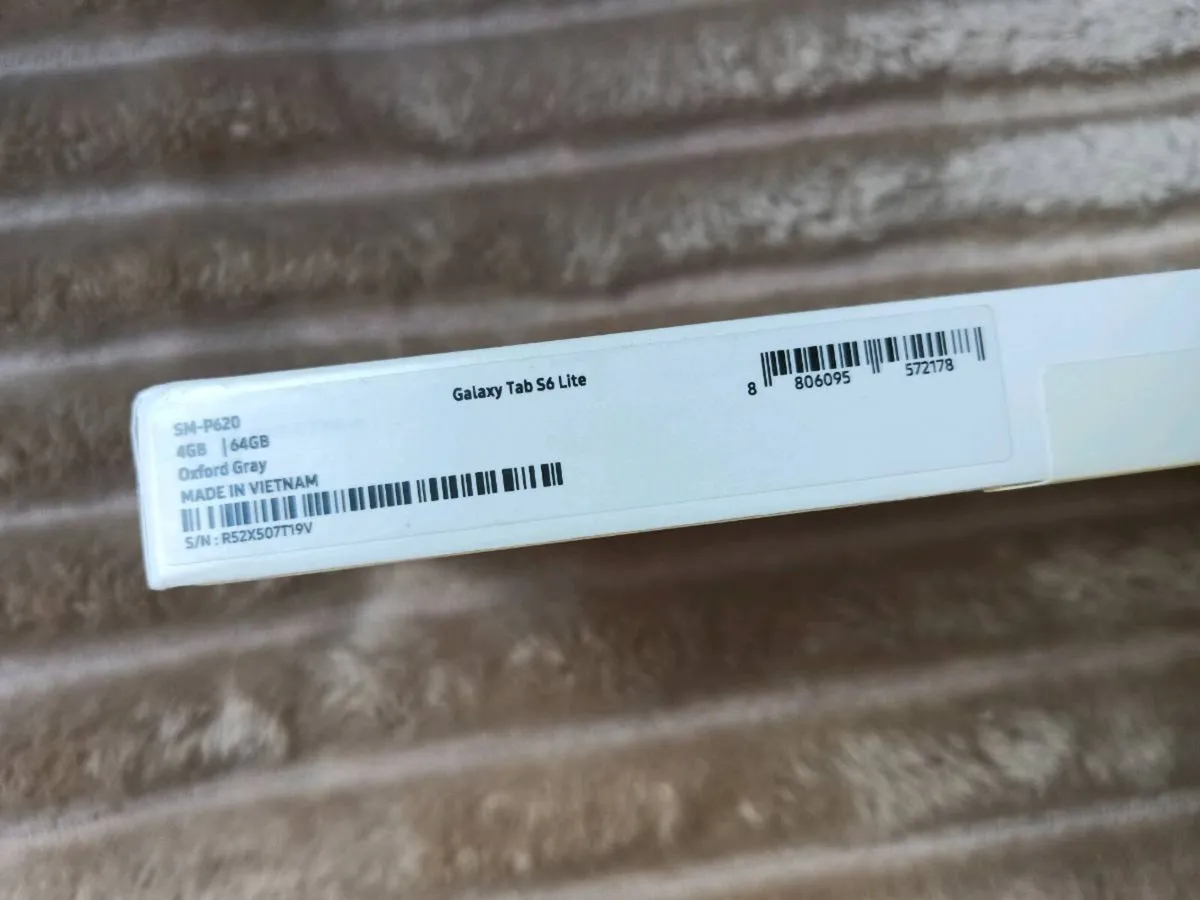 BRAND NEW Samsung Tab S6 Lite - Factory Sealed - Image 2