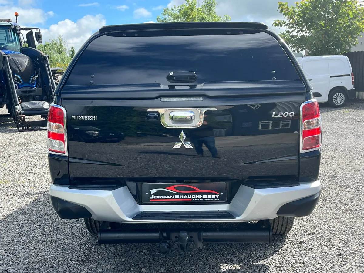 2019 MITSUBISHI L200 BARBARIAN AUTO - Image 4