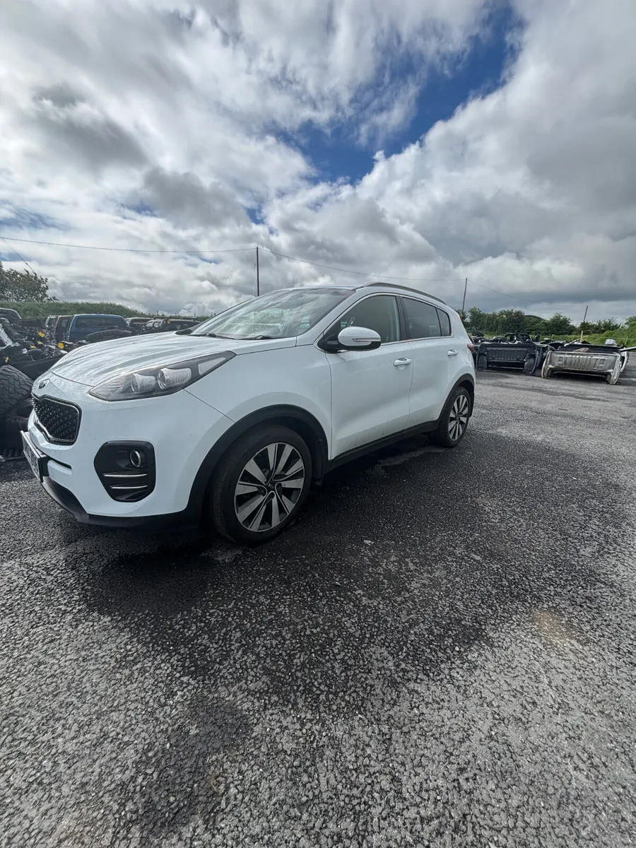 Kia Sportage for breaking - Image 3