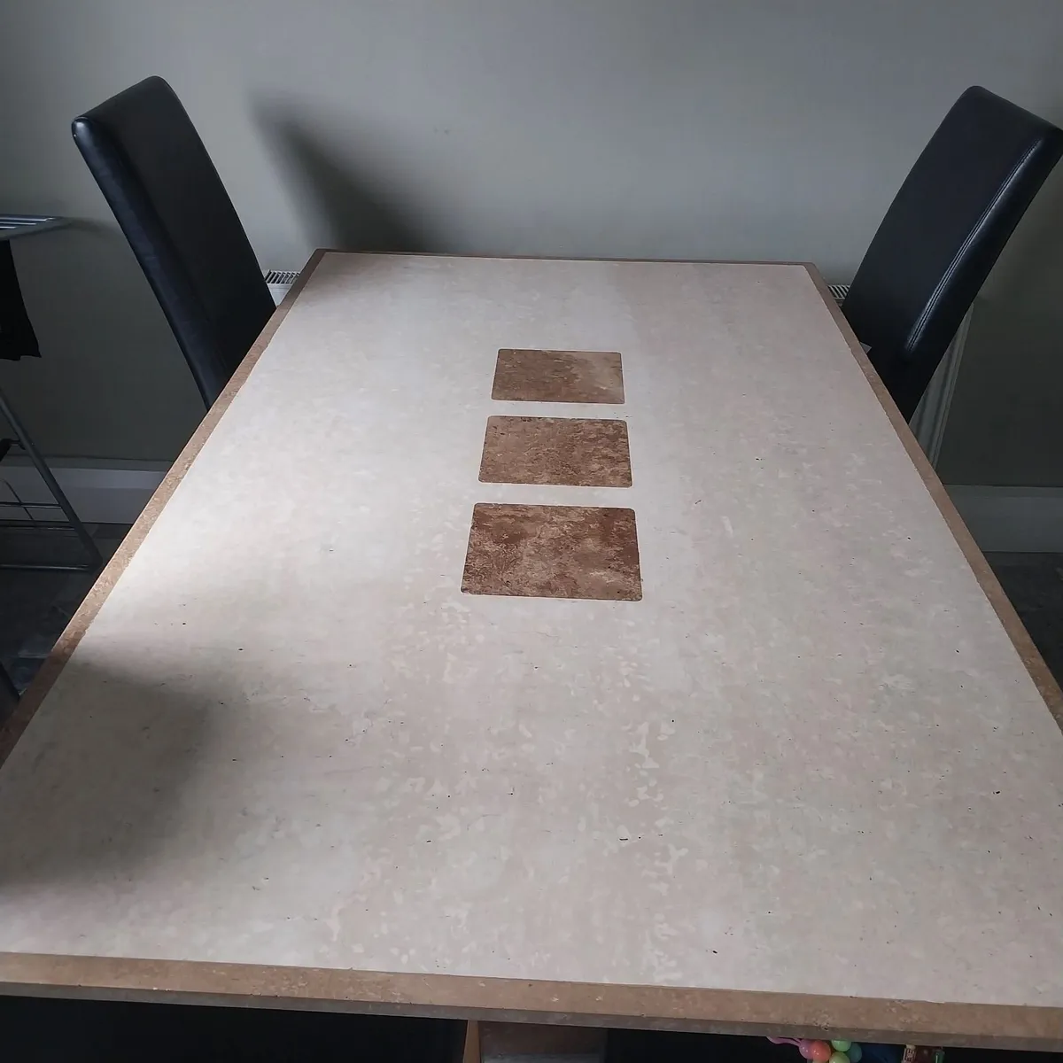 Kitchen Table and chairs for sale - Image 1