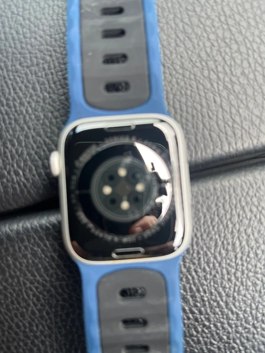 Apple Watch 945mm (gps) cellular - Image 3