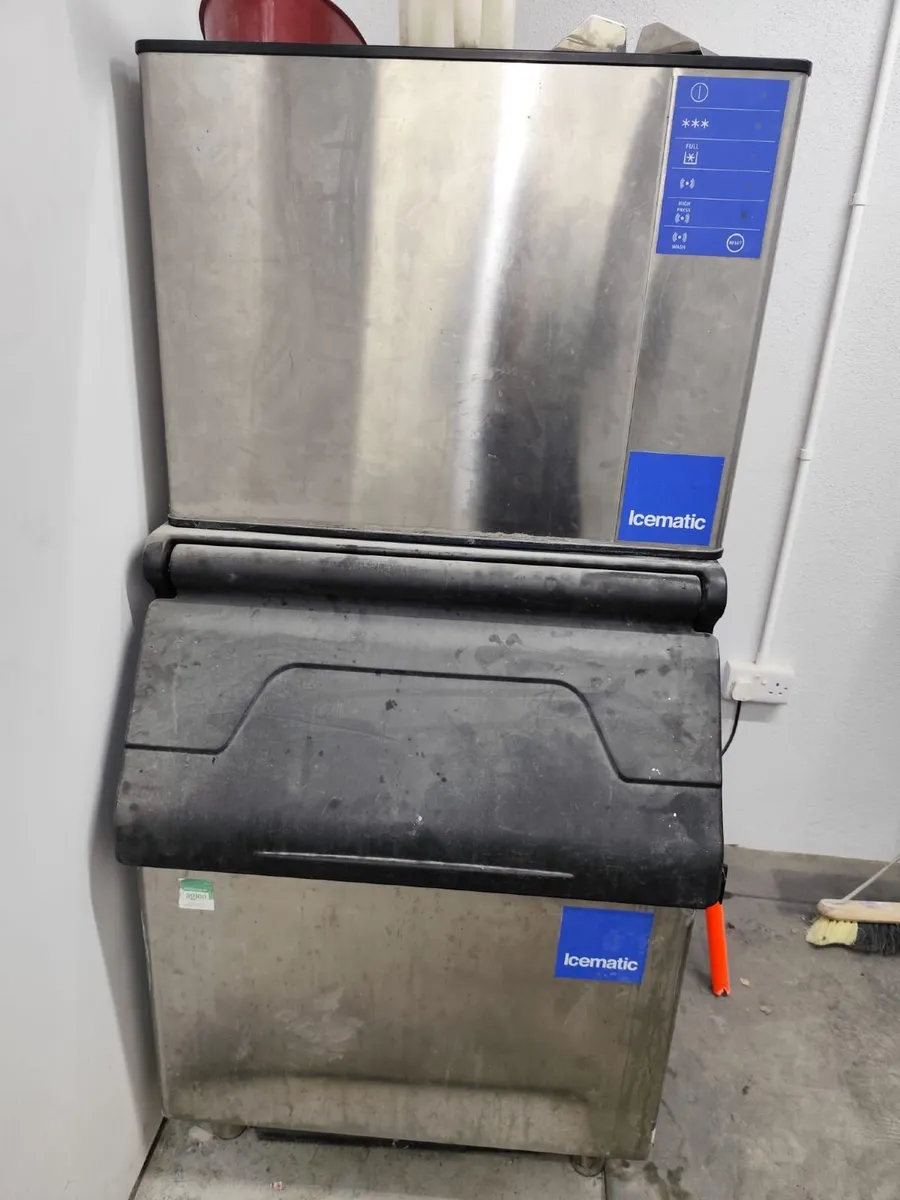 Ice machine Icematic insulated storage bin - Image 2