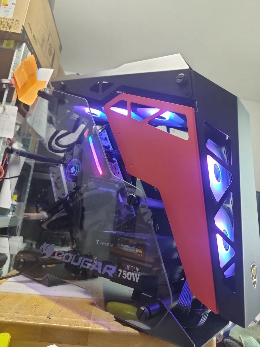 Gaming PC Ryzen 7 7700/ 32GB DDR5/RTX 4070/2TB ssd - Image 1