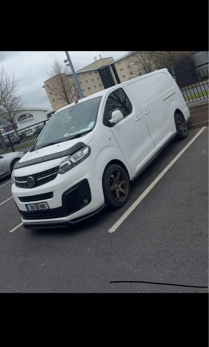 Vauxhall Vivaro 2.0D Fresh Doe 1 years tax - Image 1