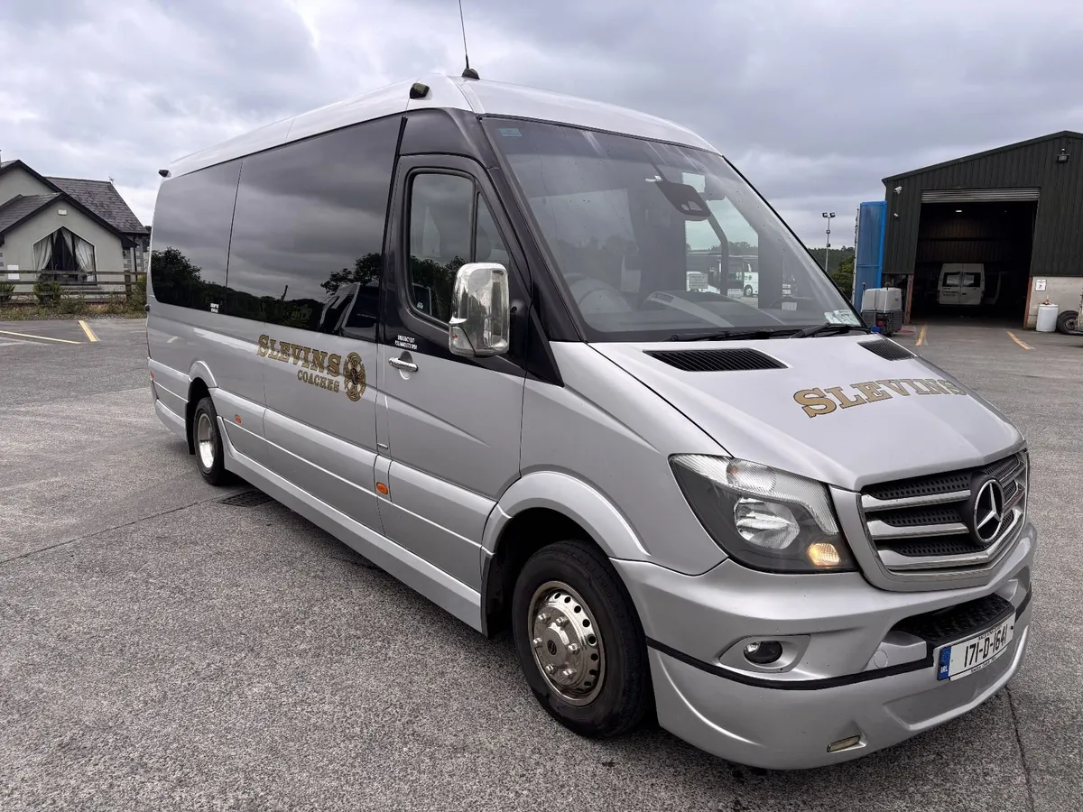 Mercedes-Benz Sprinter 2017 - Image 2