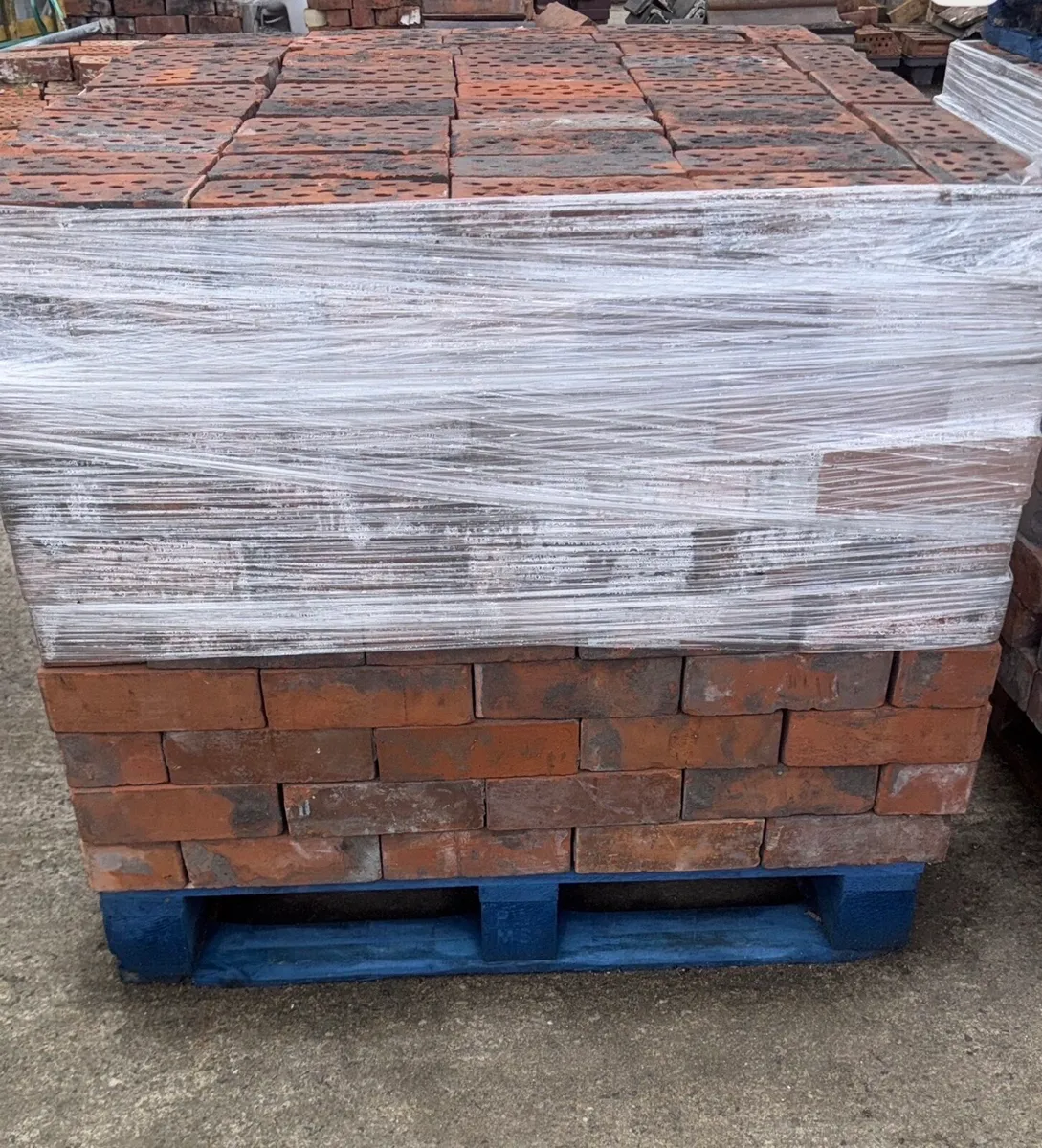 Reclaimed Brick Belfast facing for sale - Image 1