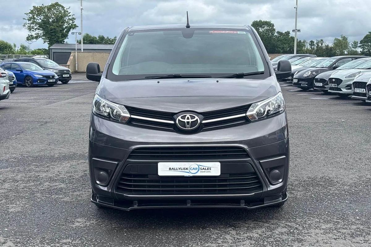 Toyota Proace 1.5D Icon Medium Panel Van 6dr Diese - Image 4