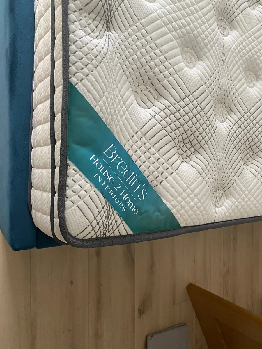 Bed - Image 3