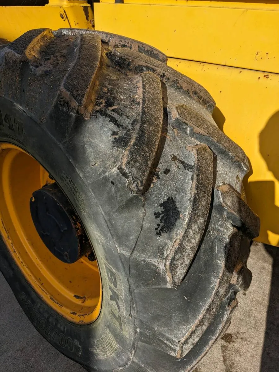 Jcb 411 - Image 4