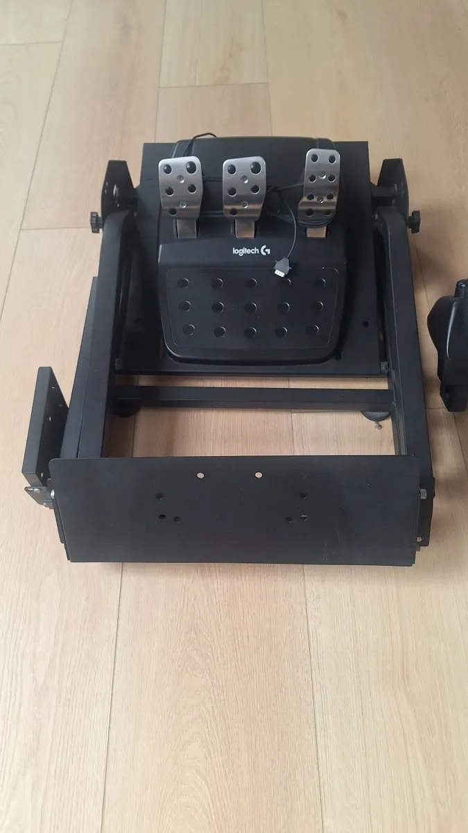 Logitech G29 wheel, pedals, shifter, mounting rig - Image 3