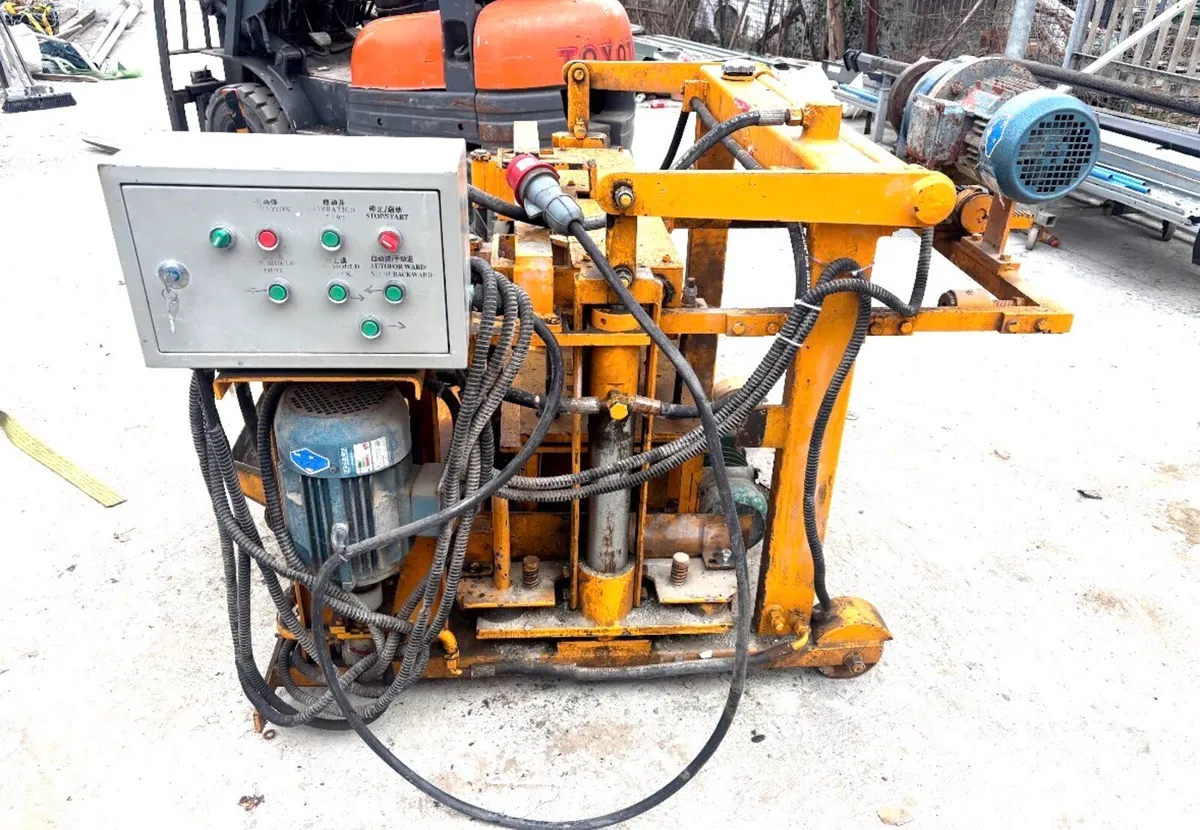 Automatic cement Block making machine - Image 2