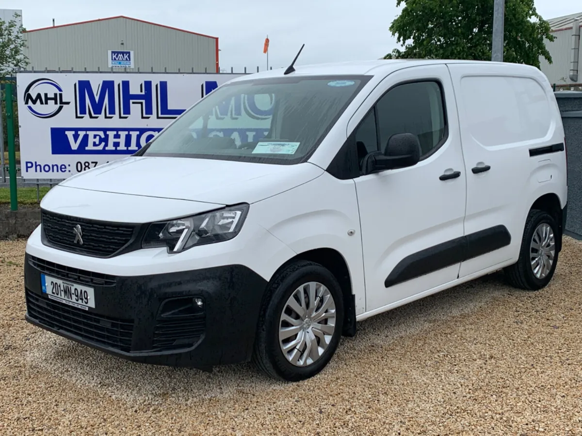 Peugeot Partner CVRT  and Taxed 2027 - Image 4