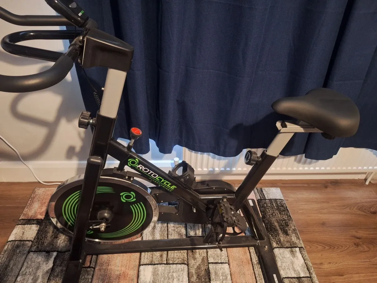 Spinning bike - Image 1
