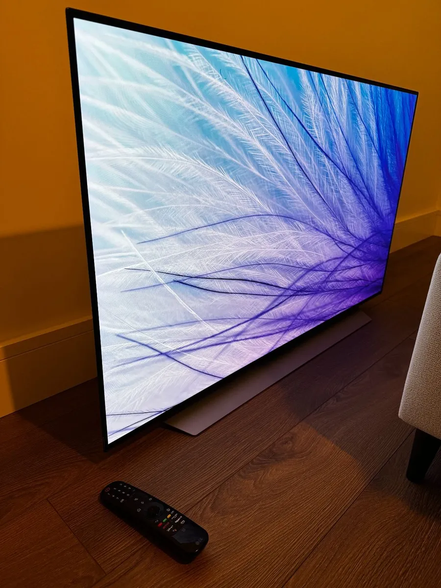 LG C2 48" 4K OLED TV – Perfect for PS5/Xbox/PC - Image 1