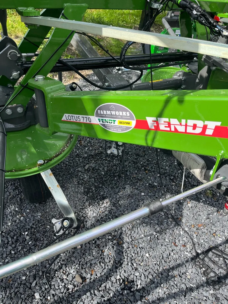 Fendt Lotus 770 - Image 2