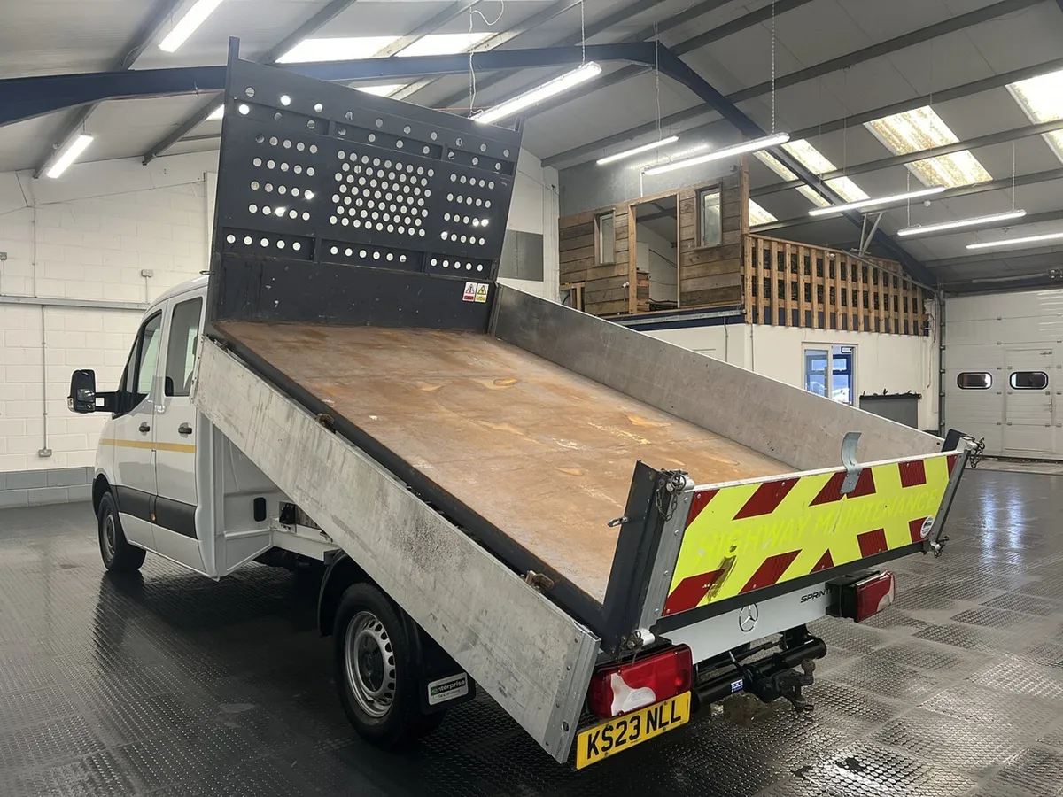 2023 Mercedes-Benz Sprinter Tipper Van - Image 4