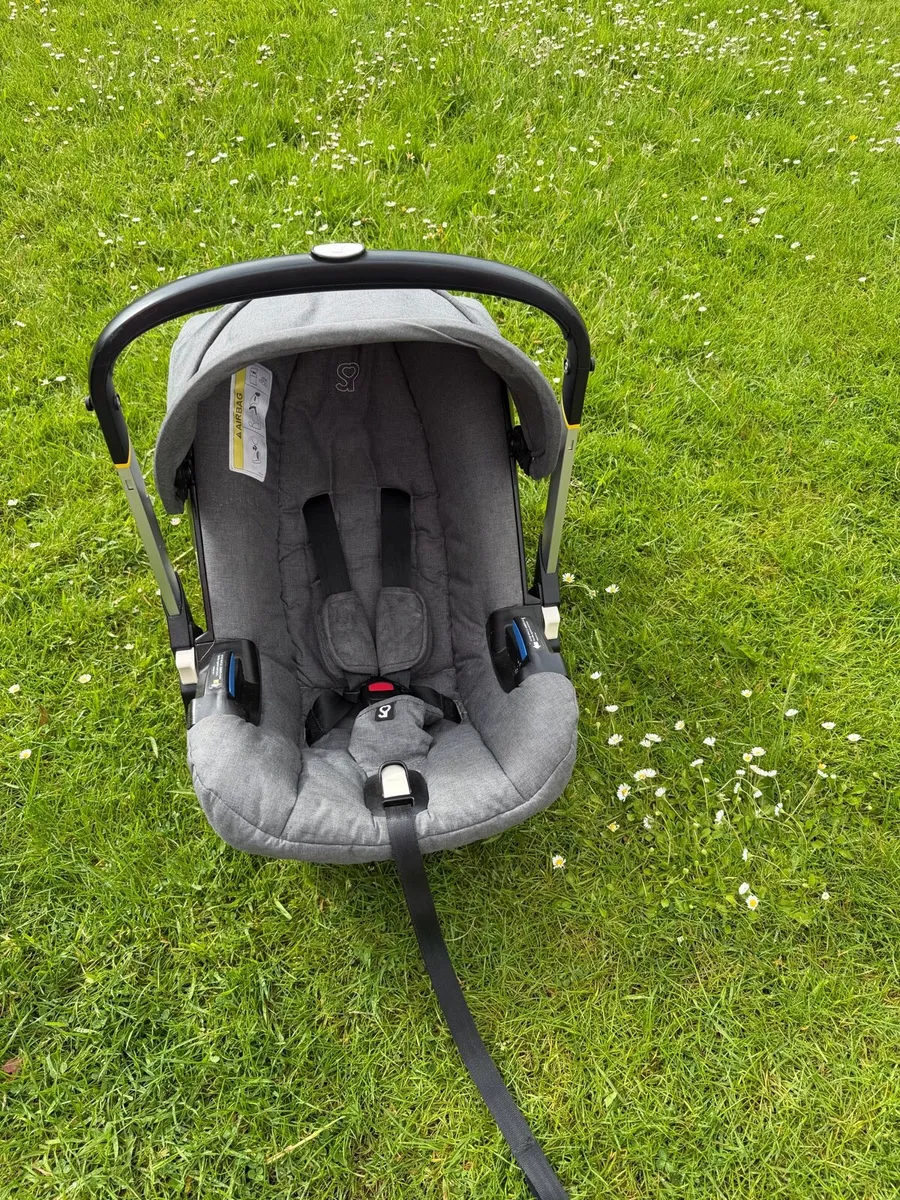 Doona + Carseat- buggy - Image 4