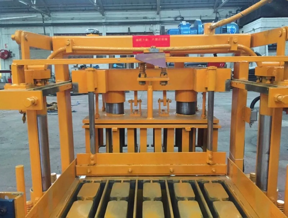 Automatic cement Block making machine - Image 4