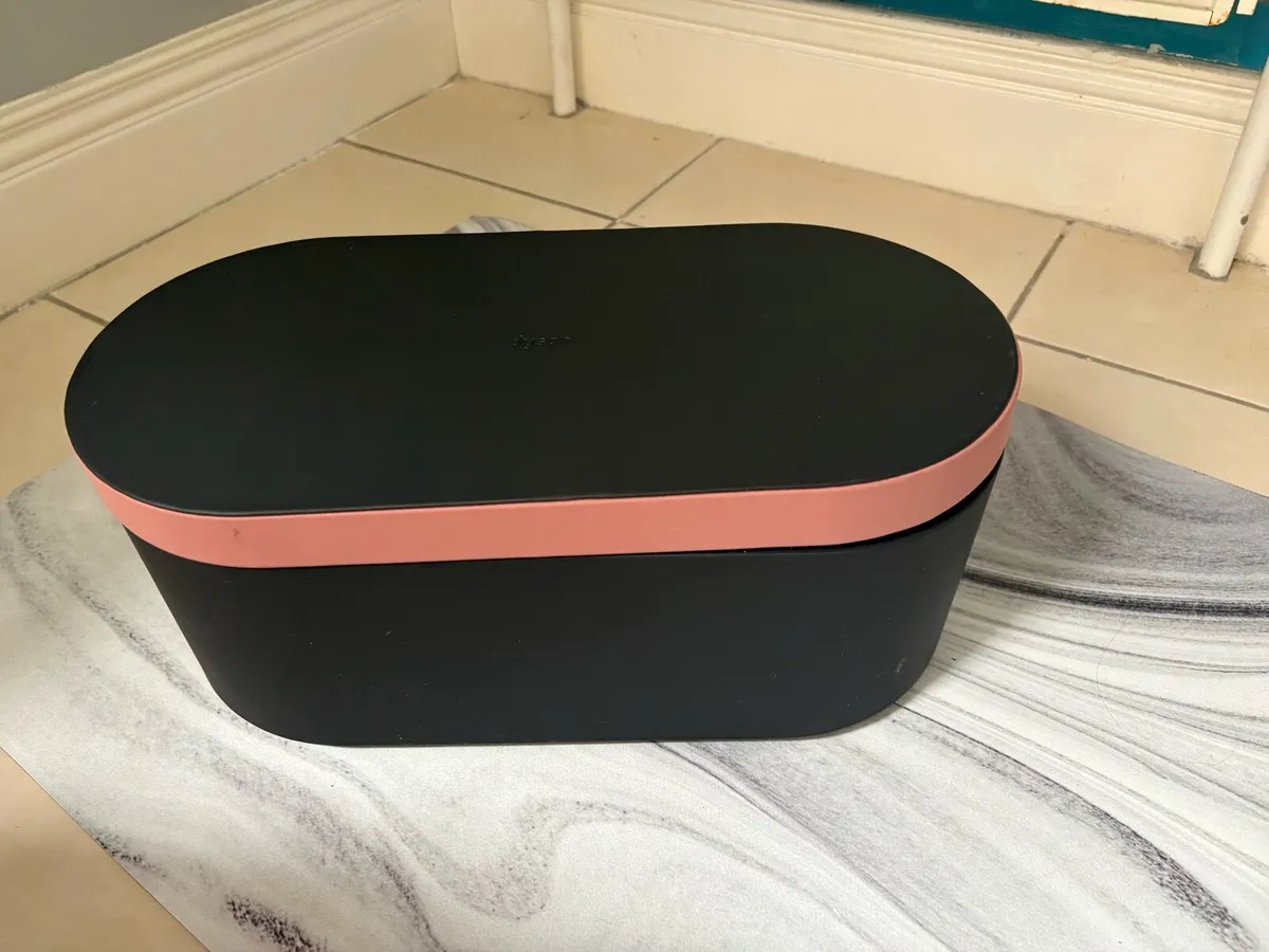 Dyson airwrap - Image 3
