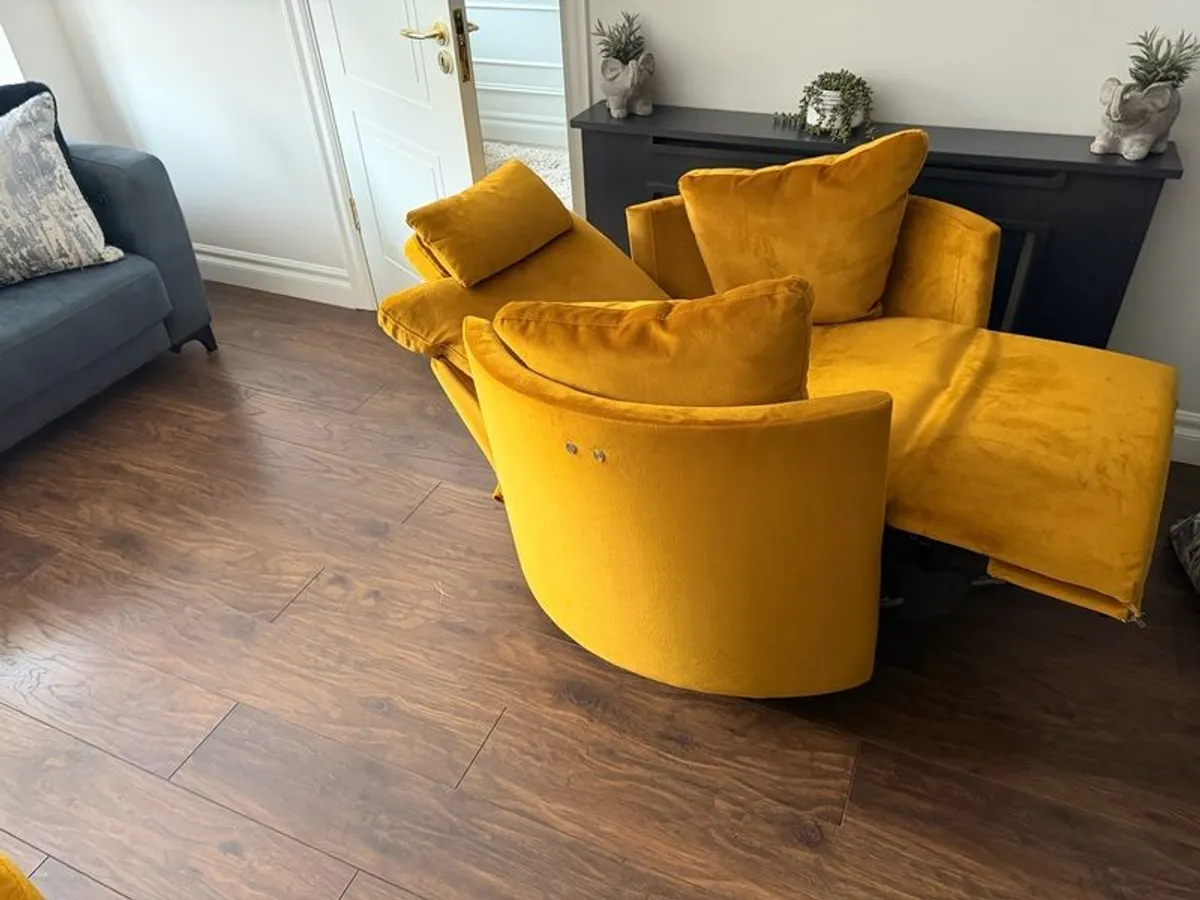 recliner armchair x 2 - Image 3