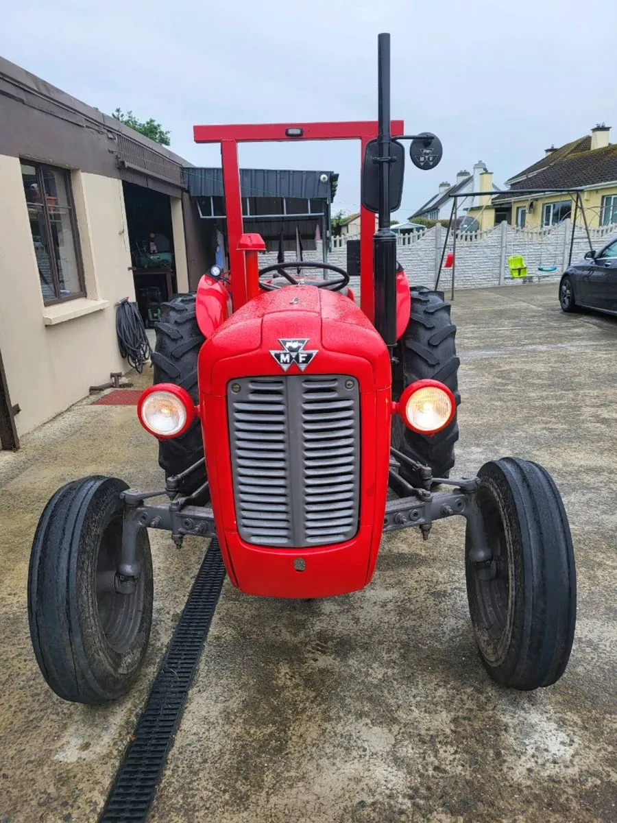 Massey Ferguson - Image 1