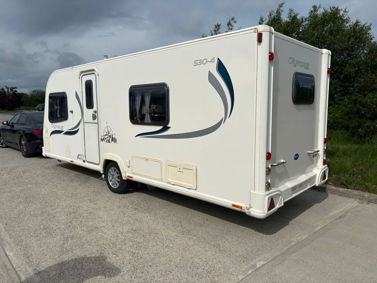 Bailey pegasus fixed bed caravan - Image 2