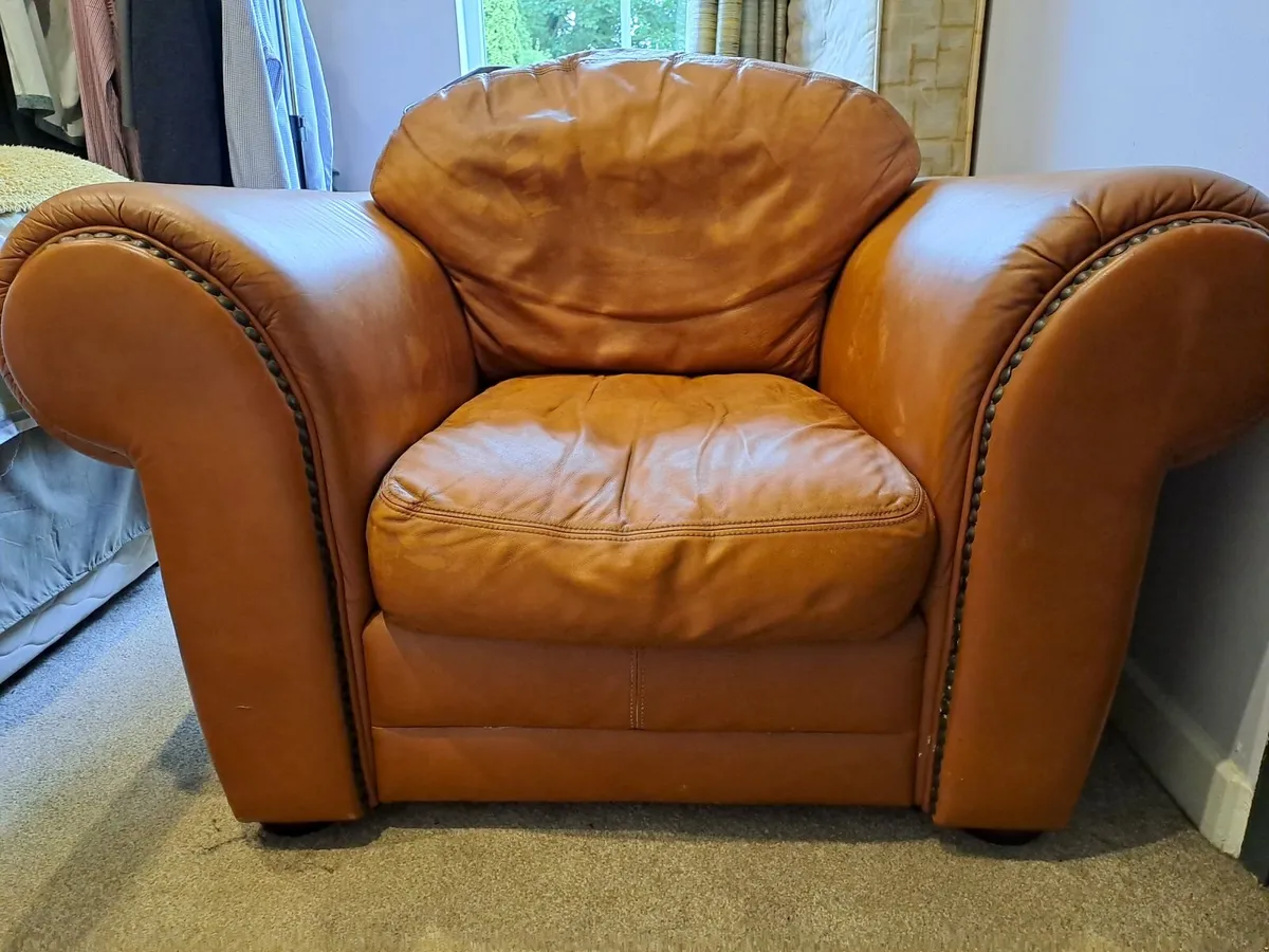 FREE Leather armchair