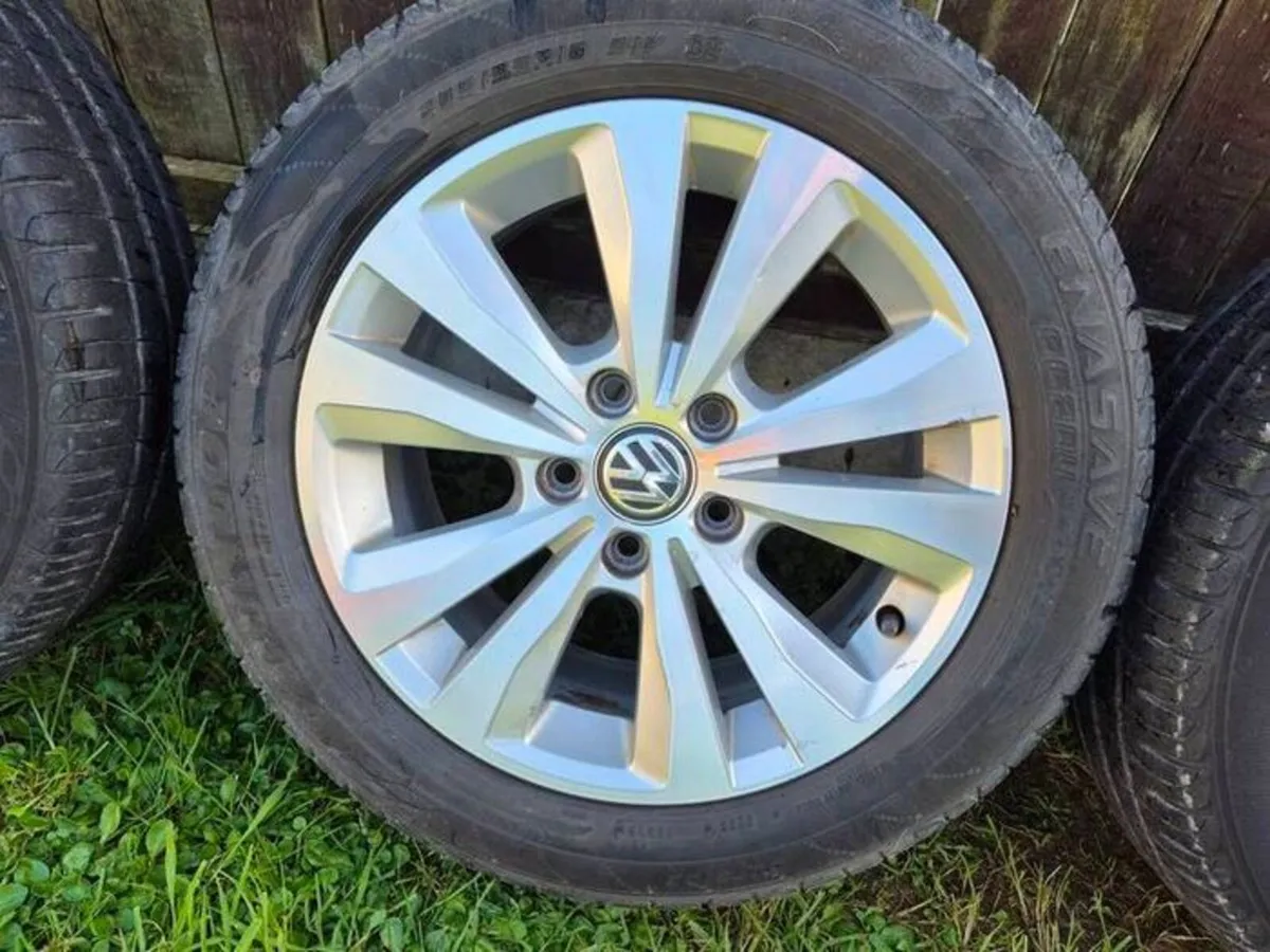 oem vw 16 inch alloys 5x112 5G0601025L - Image 4