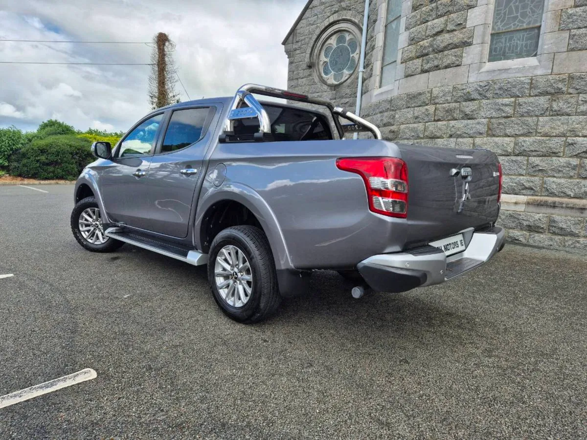 2018 mitsubshi l200 auto NO VAT - Image 4