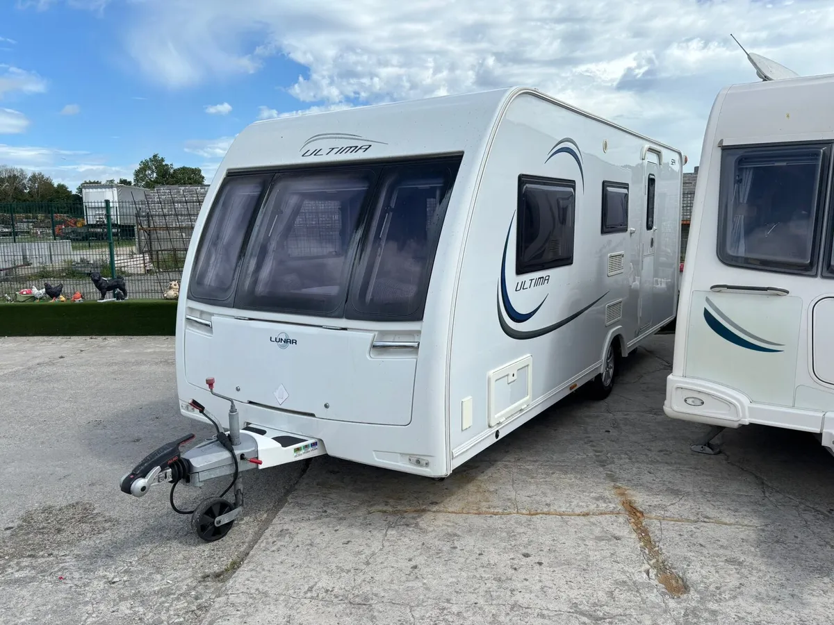 2016 Lunar ultima 4 berth caravan - Image 2