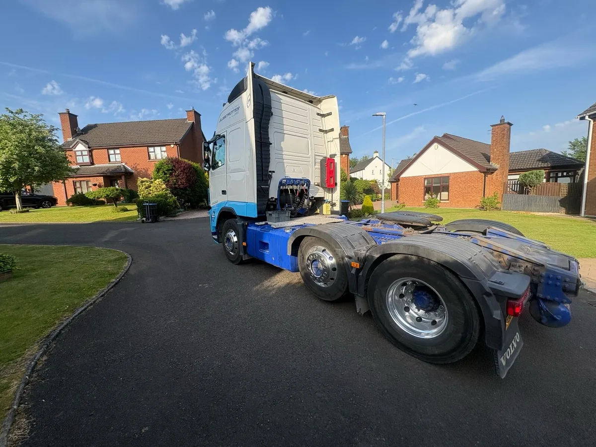 Volvo FH v3 - Image 2