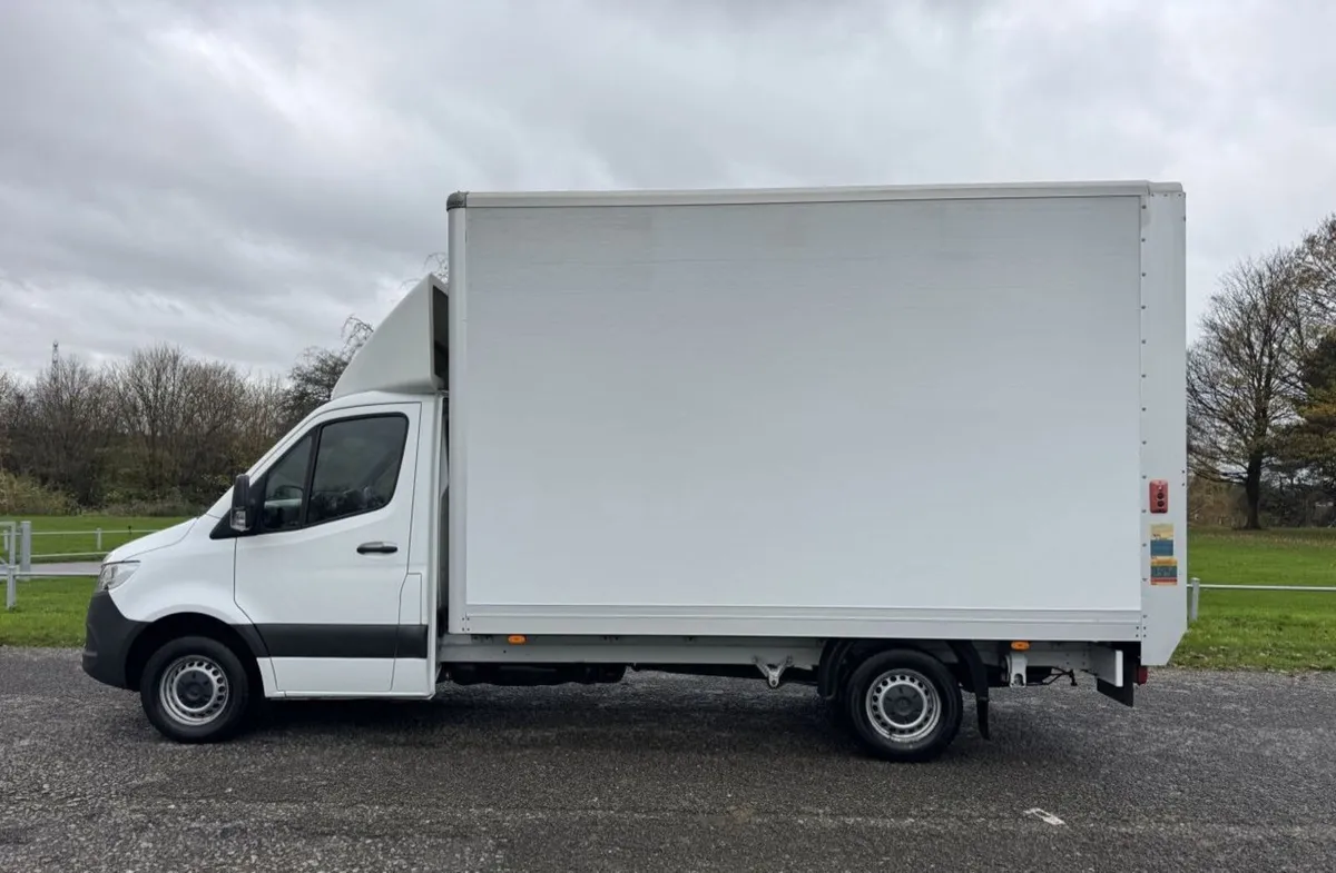 2021 Mercedes-Benz Sprinter Luton Box Van - Image 1