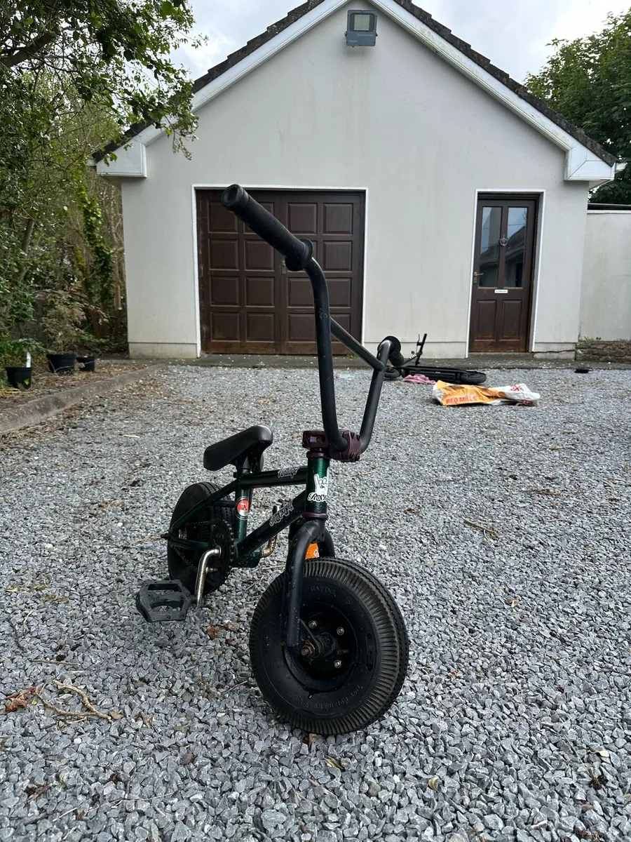 Mini stunt bike - Image 3