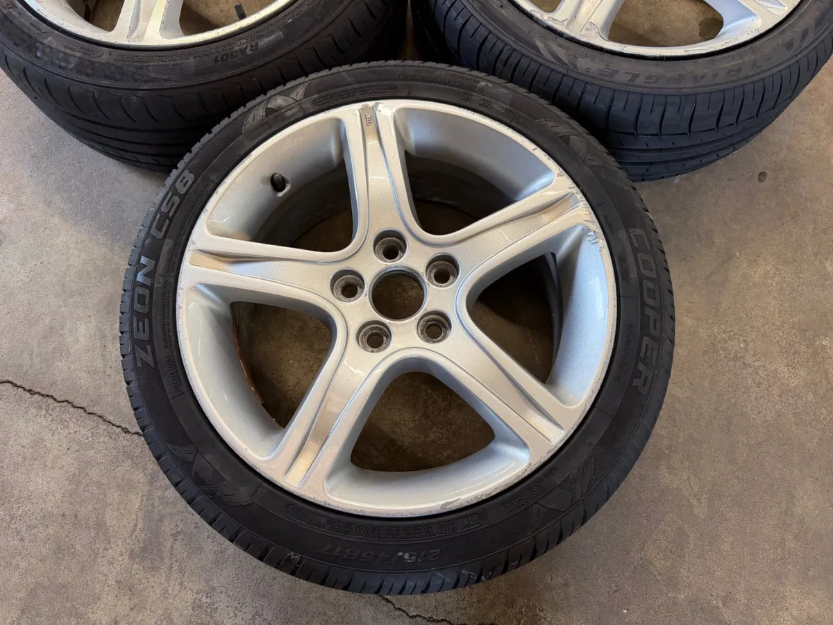 LEXUS IS200 ALLOYS & TYRES - Image 4