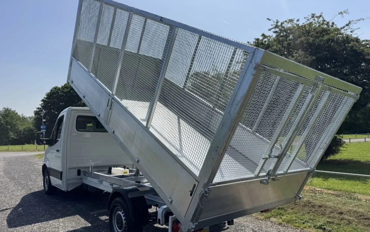 2021 Mercedes-Benz Sprinter Tipper Van - Image 4
