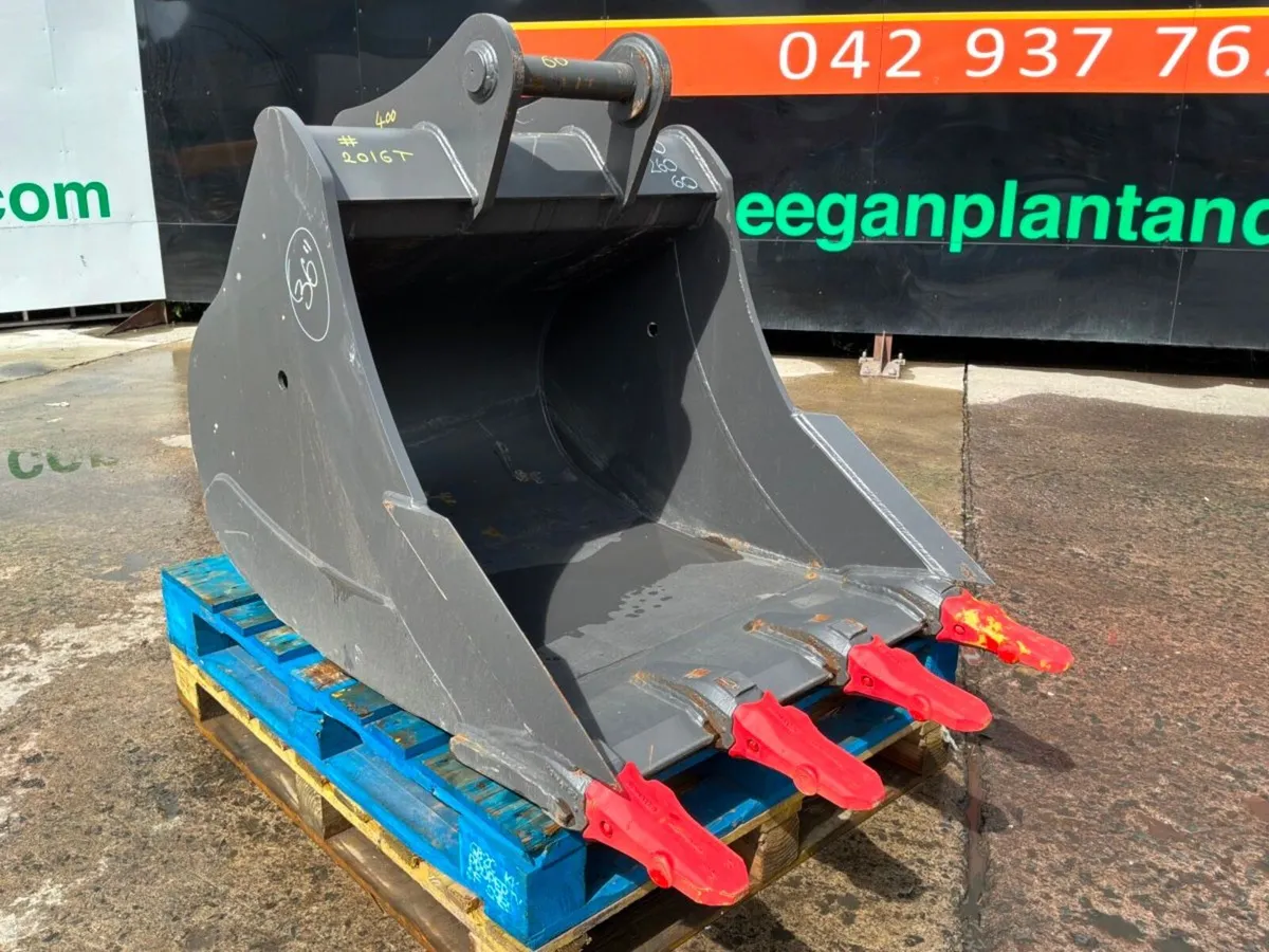 UNUSED 36" KOMATSU BUCKET..........60mm.......2016 - Image 3