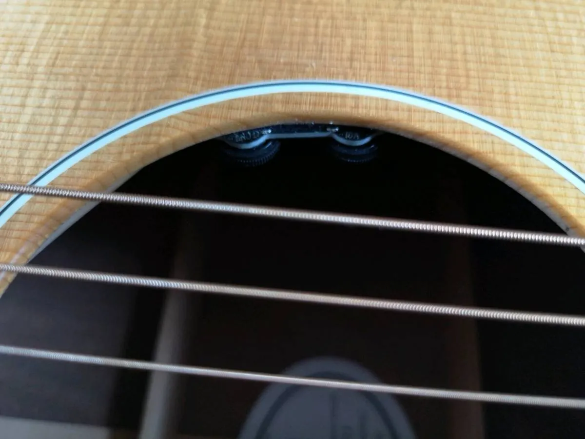 Gibson J45 Studio - Image 3